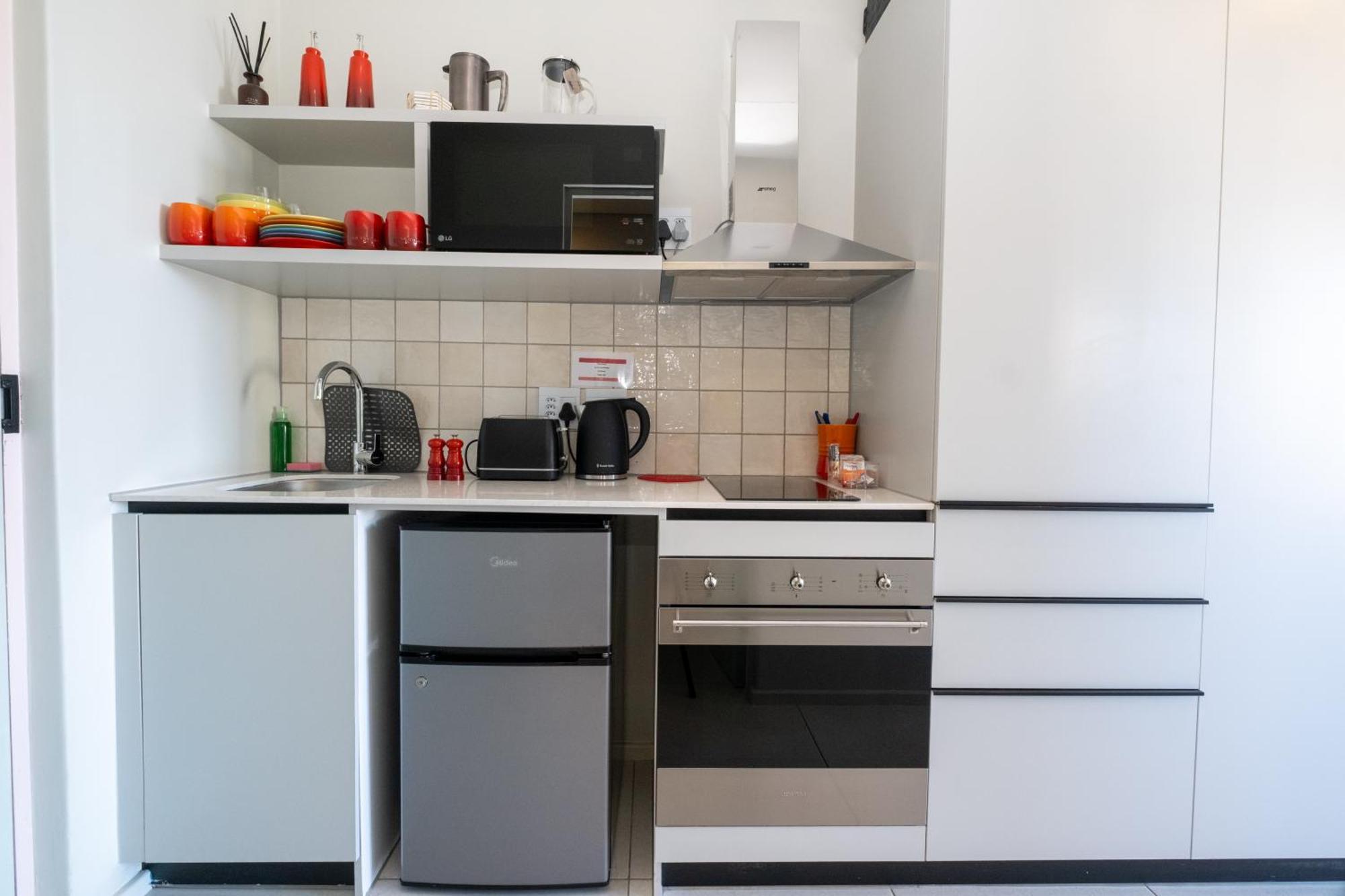 The Rose 506: With Rooftop Pool Apartment *
